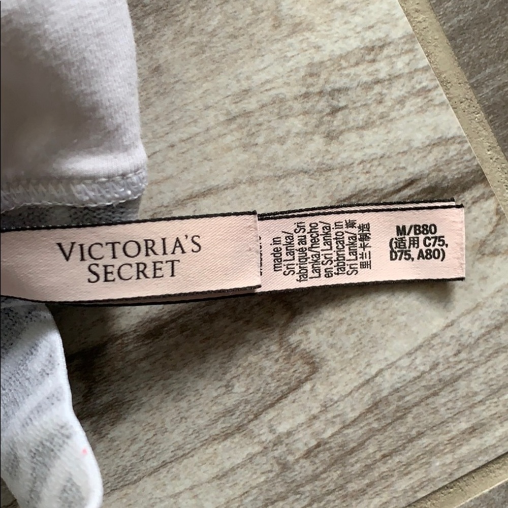 Victoria’s Secret Bralette - Picture 3 of 3